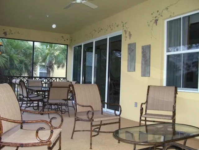 One of two large Lanai's