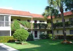 Olde Naples Condo photo 1