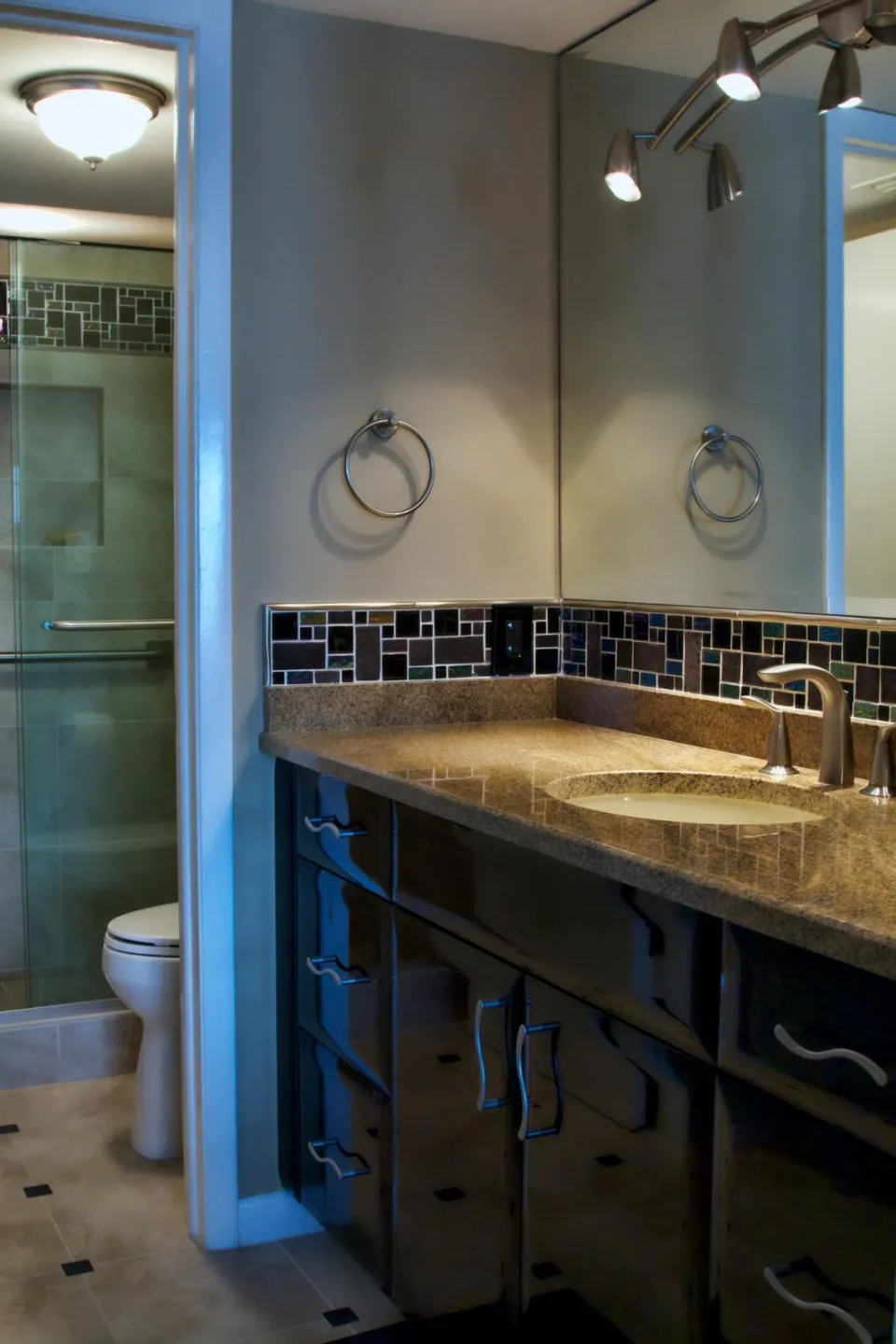 Master vanity & walk in shower