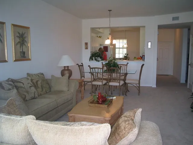 Spectacular Forest Glen Condo photo 4