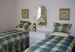LOCATION  Beautiful Moorings Beach -Renting for 2012 photo 2