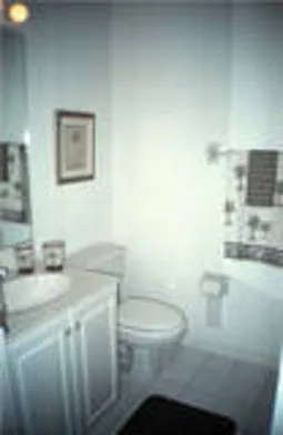 GUEST BATH