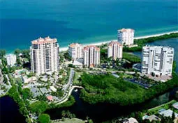 2 Bedroom 2 Bath + Den Beach Condo photo 6
