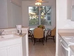 Naples, 1st  Floor Carriage Home photo 5