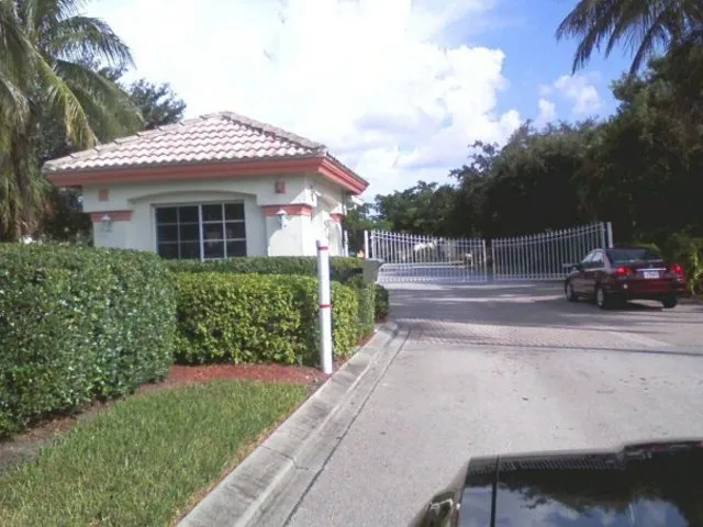 North Naples photo 3