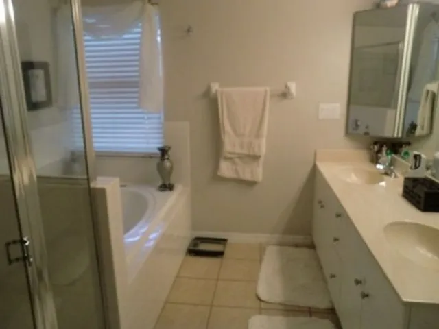 North Naples photo 15