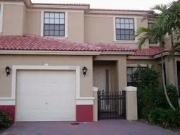 Beautiful Summit Place Townhome - Must See! photo 1