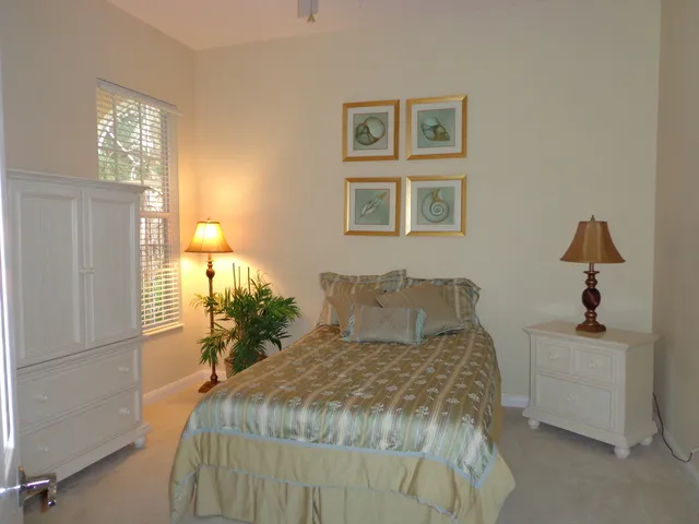 IslandWalk North Naples: Furnished Single Family photo 15