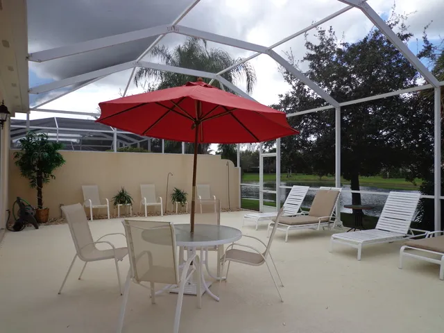 IslandWalk North Naples: Furnished Single Family photo 17