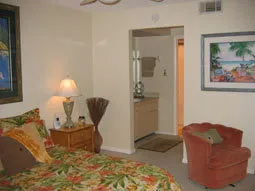 WOW!!! $2000 March Special! -- Charmer Close to 5th! photo 1