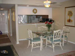 WOW!!! $2000 March Special! -- Charmer Close to 5th! photo 7