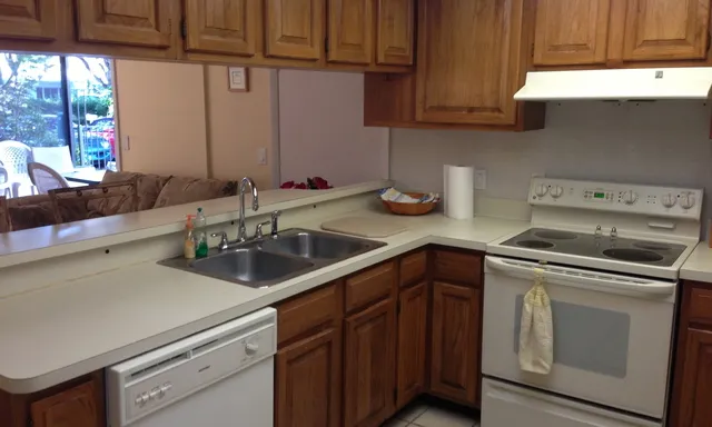 Olde Naples Pool Home, 1 1/2 Blocks to Beach, 3 bds photo 7