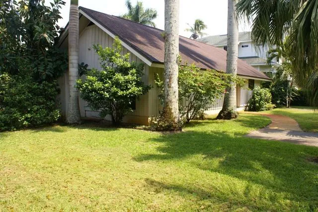 House at corner of Third Street and Second Ave N