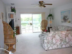 Beachwood Club Condo, Heart of Naples & dock space photo 1