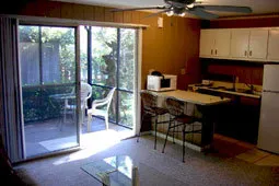 Lovely Guest House,Old Naples,1 1/2 blocks to beach photo 3