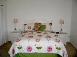 Beautiful Lakeside Condo photo 10
