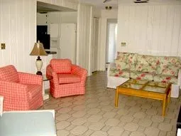 Luxury Villa by Beach! XMAS SPECIAL-Private Pool! photo 4