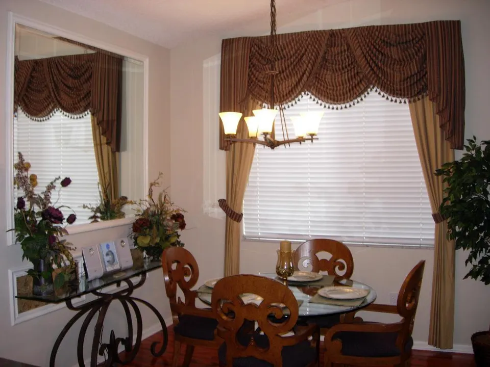 ***BEAUTIFUL  NAPLES TURNKEY  CONDO *** photo 6