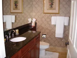 ***BEAUTIFUL  NAPLES TURNKEY  CONDO *** photo 9