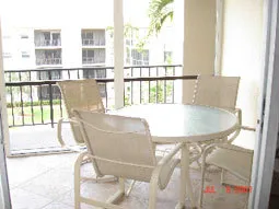 Gulf Shore Blvd. Bayfront Condo-Beach across street! photo 4