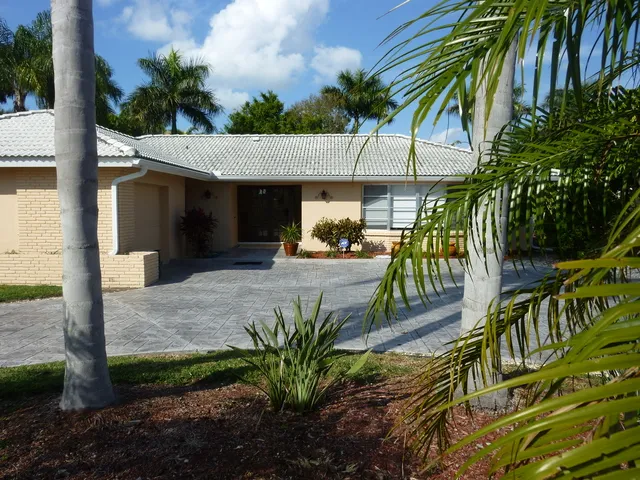 Naples, Florida Property photo 6