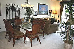 Beautiful Coach Home on a Lake in N. Naples photo 12
