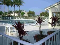 Emerald Lakes Condo photo 1