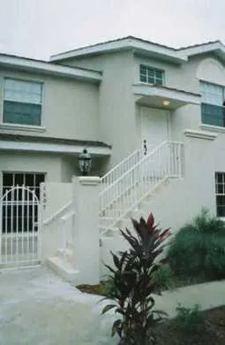 Carriage home w/ Beautiful lake view in Naples-$1100 photo 7