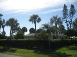 April 1 Available - Country Club Of Naples Rental photo 2