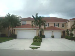 North Naples Townhouse in Huntington Lakes photo 1