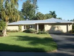 Charming Country Club of Naples Bungalow!! photo 1