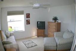 Den with pullout