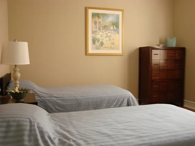 Guest room 4 - total of 5 bedrooms!