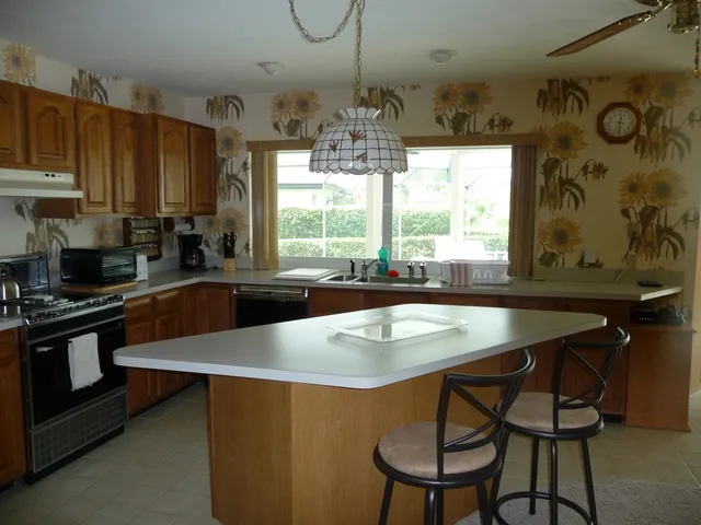 Villa Bella Lago, Gorgeous Lake View, Pet Friendly photo 13