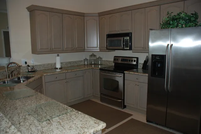 The Egret - Kitchen