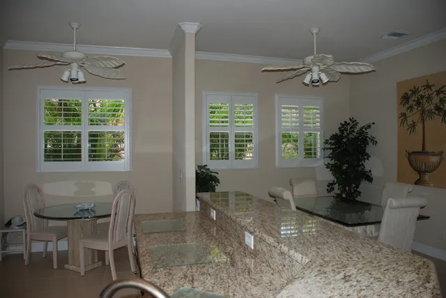 The Egret - Dining Area