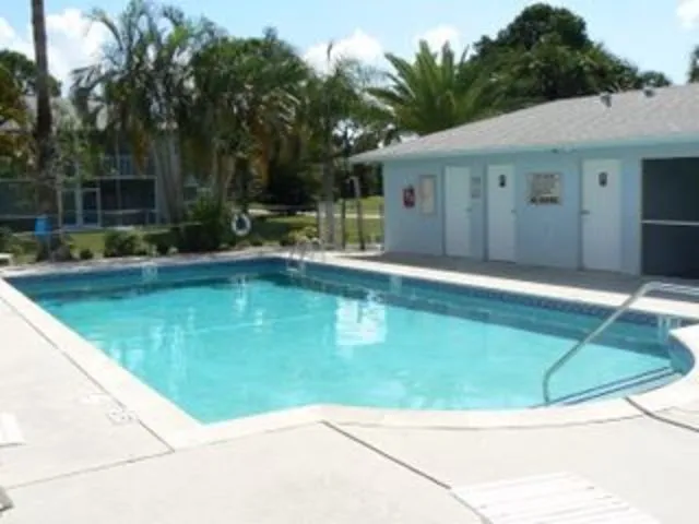 North Naples - 2BR/2BA Naples Keep photo 7