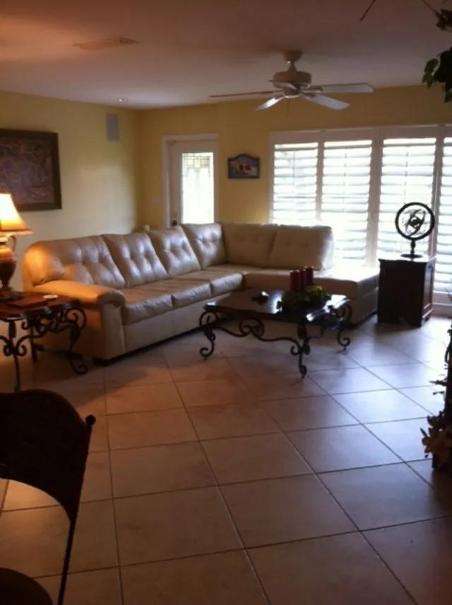 Waterfront Executive Pool Home in Vanderbilt beach   photo 11