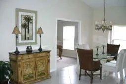 Formal dinig room