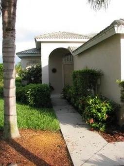 North Naples Luxury Golf Community photo 1