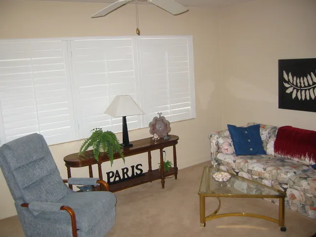 Old Naples Condo Near the Beach photo 2
