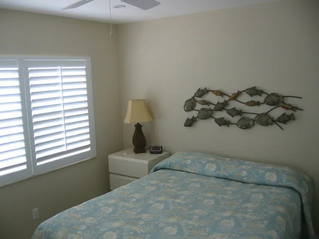 Old Naples Condo Near the Beach photo 8