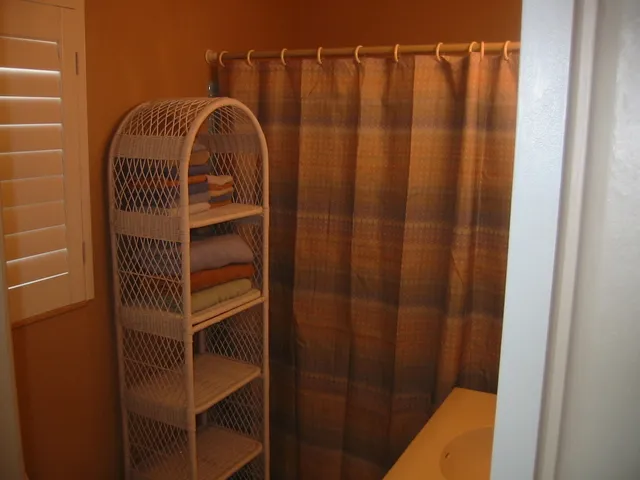 Old Naples Condo Near the Beach photo 11