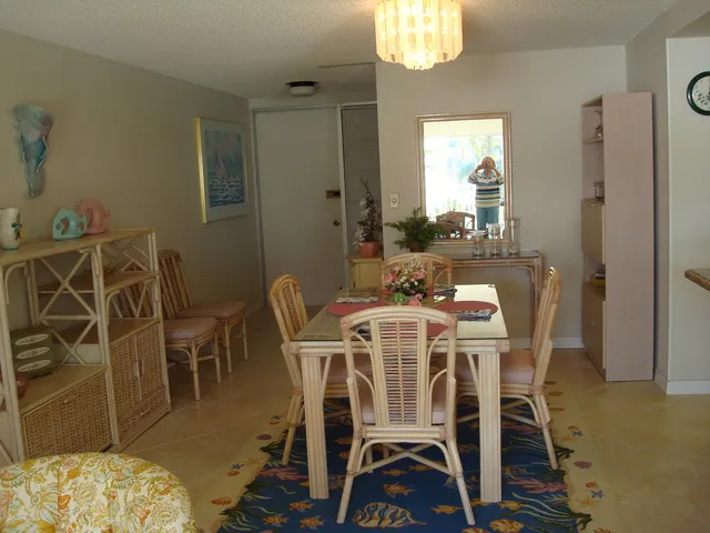 # 402 dining area