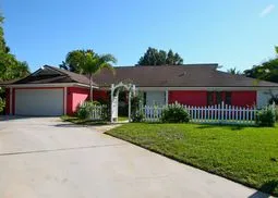 Private Cul de sac location