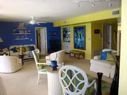grand room (living area)