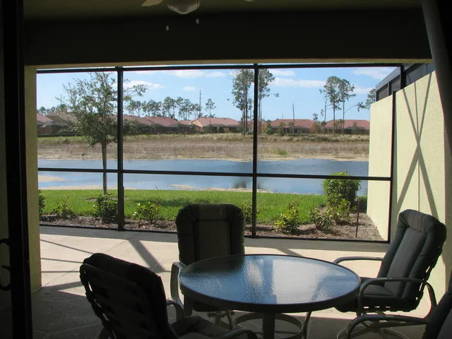 Partially Covered Lanai with outdoor Fan, overlooking Lake View and Sunsets