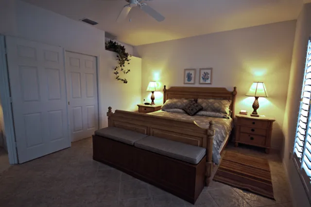 Luxury Carlton Lakes Condo photo 6