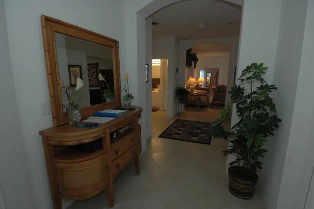 Luxury Carlton Lakes Condo photo 8