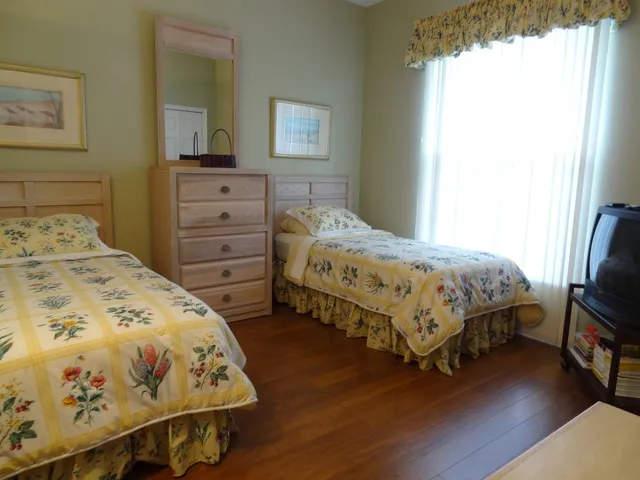 Vanderbilt Beach House photo 13